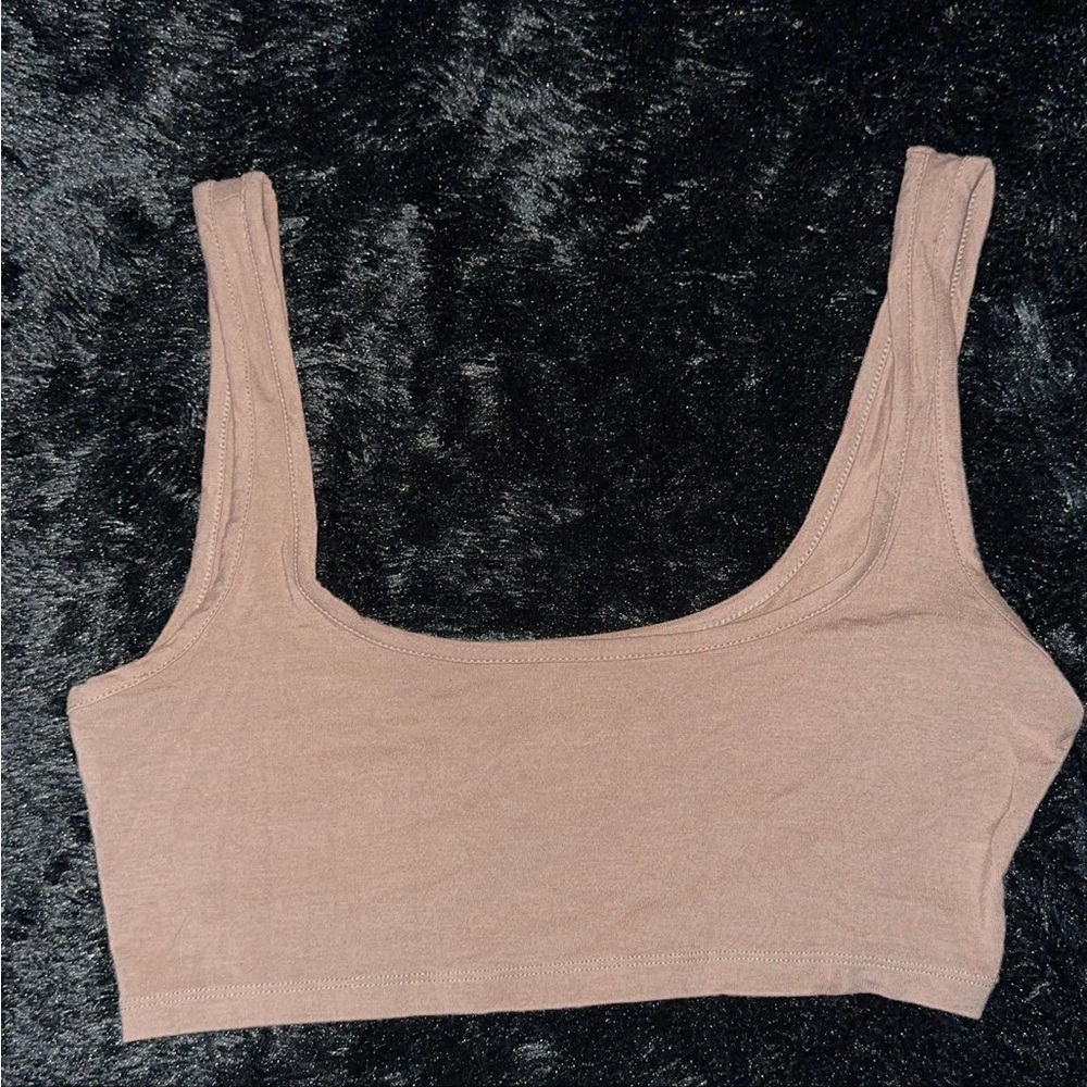 tan cropped tank top